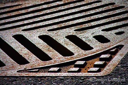 Manhole Cover_52991.jpg - Photographed at Ottawa, Ontario - the capital of Canada.